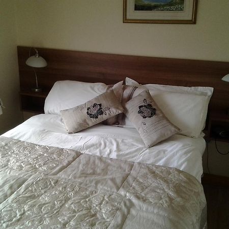 Gardenfield House Bed & Breakfast H91Vh02 Galway Exterior foto